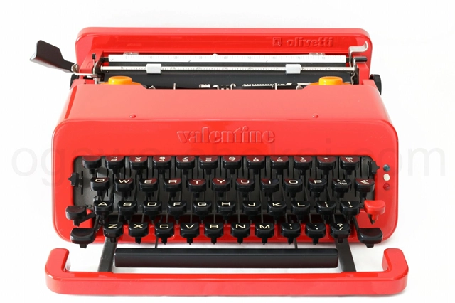 olivetti- alentine ゴム足