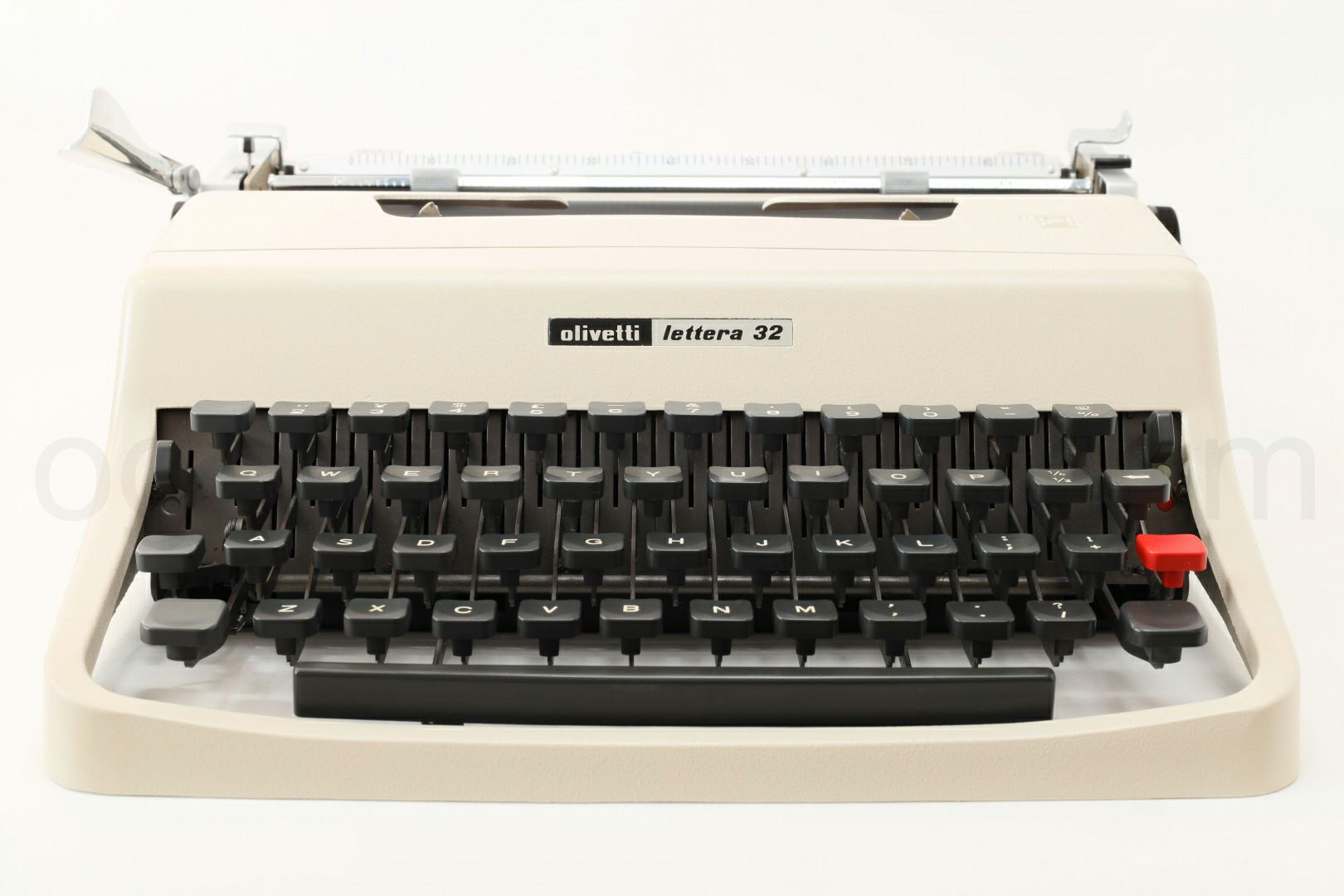 olivetti Lettera 32 プレミアム中古タイプライター｜タイプライター